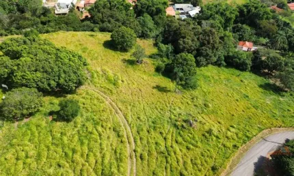 Terreno à venda no Bairro dos Pires, Extrema 