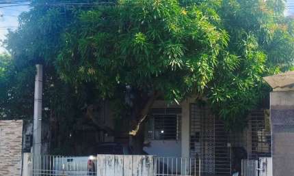 Casa com 2 quartos à venda na Rua Hermílio Gomes, 188, Campo Grande, Recife