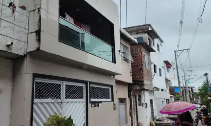 Casa com 3 quartos à venda na Rua Lupércio, 128, Brasília Teimosa, Recife