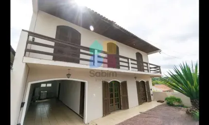 Sobrado para Venda em Campo Largo, Santa Terezinha, 4 dormitórios, 2 banheiros, 2 vagas