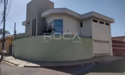 Aluguel de Sobrado com 3 dormitórios e churrasqueira no Cidade Jardim, São Carlos