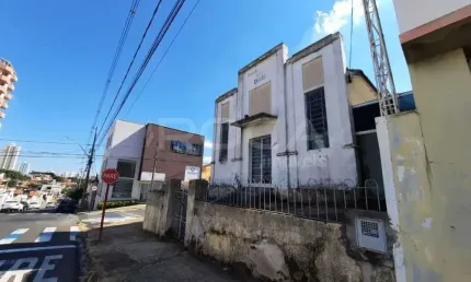 Locação de Comercial / Barracão/Galpão na cidade de São Carlos
