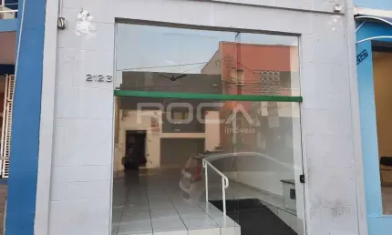 Espaço comercial no centro de são carlos com 2 banheiros, cozinha e escritório