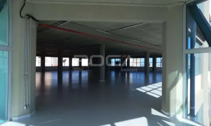 Aluguel de Prédio Comercial no Centro de São Carlos - 5 Vagas Cobertas