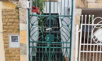 Casa Padrão para alugar no Centro de São Carlos, com 2 dormitórios