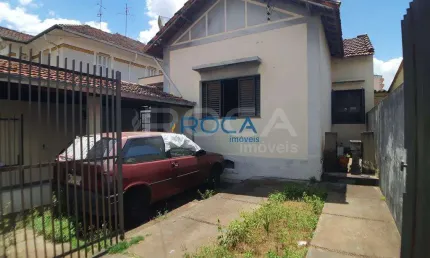 Linda Casa Padrão para Alugar no Centro de São Carlos