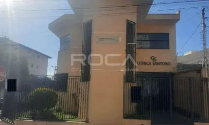 Imóvel Comercial no Jardim Paraíso - Prédio com 6 banheiros, 2 cozinhas e mais!