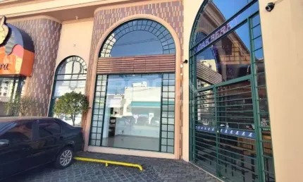 Excelente oportunidade! loja comercial no centro de são carlos, com mezanino e 2 garagens.
