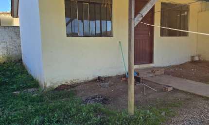 Casa com 2 quartos para alugar na Rua Pedro Cavichiolo, 235, Campo de Santana, Curitiba