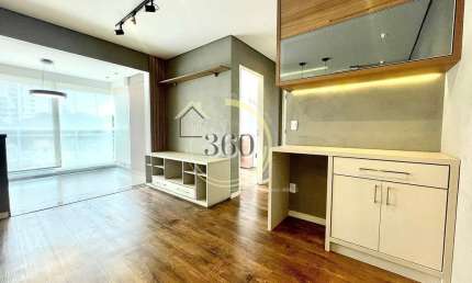 Apartamento para venda com 2 quartos sendo 1 suíte e 1 vaga fixa próximo ao parque Ceret