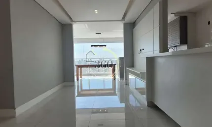 Apartamento à venda com 81m², 3 dormitórios, sendo 1 suíte, varanda gourmet e 2 vagas. Rua Pretoria
