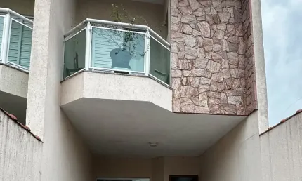 Sobrado à venda | 3 dormitórios (1 suíte) | 3 banheiros | 2 vagas | penha de frança