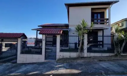Casa para Venda em Içara, Raichaski, 4 dormitórios, 2 suítes, 2 banheiros, 1 vaga