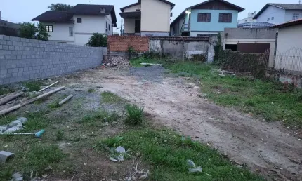 Terreno à venda no Universitário, Criciúma 