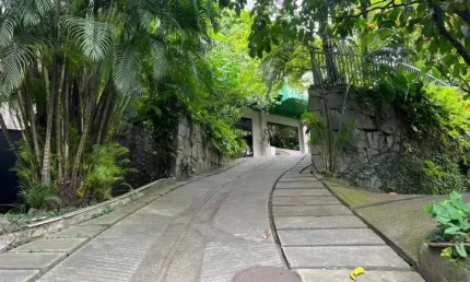 Casa com 5 quartos à venda na Praça Giordano Bruno, Itanhangá, Rio de Janeiro por R$ 1.900.000