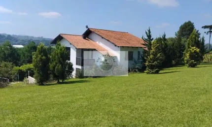 Casa de campo com 3 dormitórios, terreno 7.717 m², próximo a cervejaria montserrat