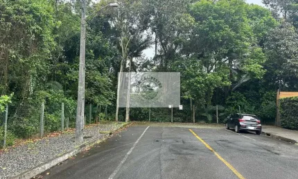 Terreno com 11.781 m², ao lado do Loteamento Santos Dumont, próximo a Univille
