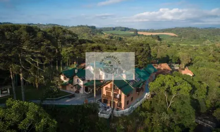 OPORTUNIDADE singular em Campo Alegre, SC - estilo “Porteira Fechada'. Pousada com área de 100 mil m², rio com belíssima Cachoeira, 22 suites