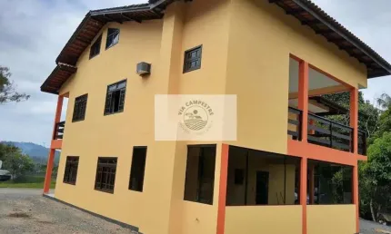 Sobrado residencial com 294 m² com amplo terreno de 19.589 m², aceita permuta