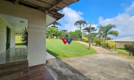 Chácara com 3 dormitórios à venda, 5000 m  por R  800.000 - Aceita permuta   - Zona Rural - Araucári