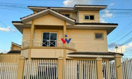 Sobrado com 3 dormitórios à venda, 271 m  por R  1.490.000,00 - Centro - Campo Largo PR