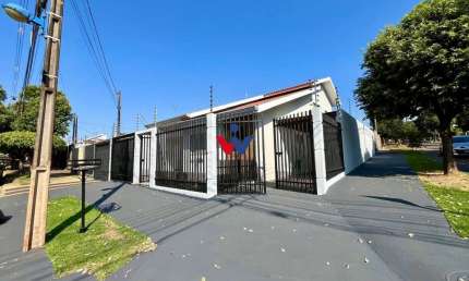 Casa com 3 dormitórios à venda, 200 m  por R  750.000,00 - Jd Santa Helena - Maringá PR