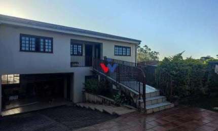 Casa com 5 dormitórios à venda, 240 m  por R  899.000,00 - São Lourenço - Curitiba PR
