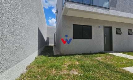 Sobrado com 3 dormitórios , sendo 01 suíte, 126 m  por R  790.000,00 - Boqueirão - Curitiba PR