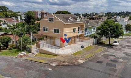 Sobrado com 3 dormitórios à venda, 268 m  por R  1.080.000,00 - Tingui - Curitiba PR