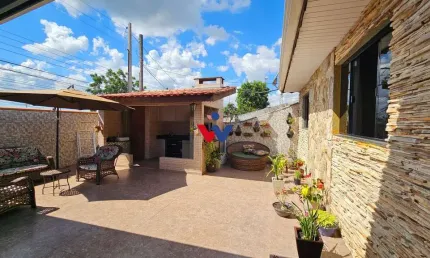 Ótima casa com 82m , 03 dormitórios, Capela Velha, Araucária-PR