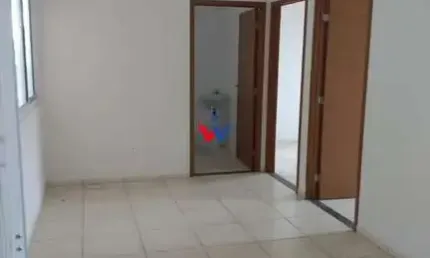 Apartamento por R 115 mil em Campo Largo, com 2 quartos e portaria 24h