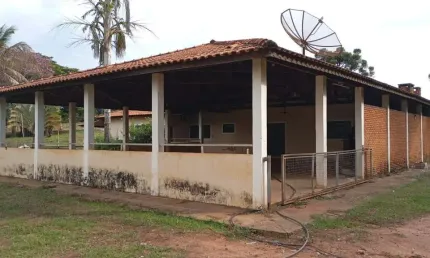 Chácara / sítio com 4 quartos para alugar na Vila Santa Maria, Piratininga 