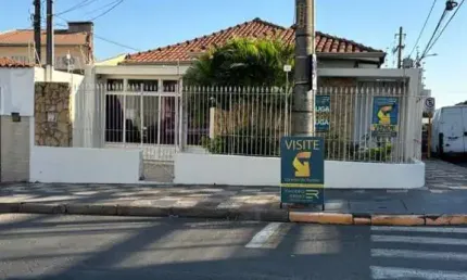 Casa com 6 quartos à venda na Vila Santa Clara, Bauru 