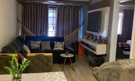 Apartamento espaçoso à venda na Ponta da Praia - Santos/SP Localização privilegiada | 2 dormitórios | 1 vaga fechada