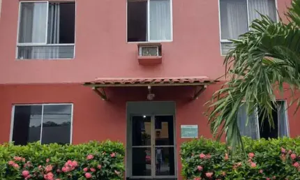 Apartamento à venda, no Condomínio Vila Jardim Jasmim,  em Manaus, Tarumã-Açu, com 2 quartos, 42m²
