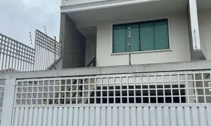 Casa com 3 dormitórios à venda, 224 m² por R$ 980.000 - São Bernardo do Campo - São Bernardo do Campo/SP