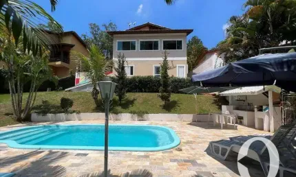 Casa com 4 dormitórios à venda, 400 m² por R$ 1.800.000 - Jardim do Golf I - Jandira/SP