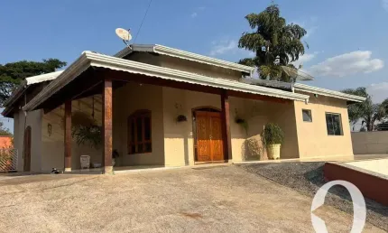 Casa com 4 dormitórios à venda, 342 m² por R$ 1.500.000 - Jarinu - Jarinu/SP
