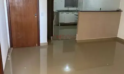 Apartamento 02 quartos, porcelanato, 70m2, elevador, Rua 10 - Vicente Pires