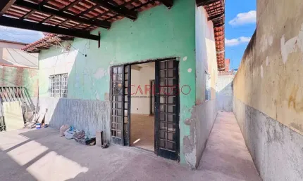 Casa na Laje, 2 Quartos, Garagem Coberta, Aceita Carro, Aceita Financiamento, Casa na Samambaia Norte
