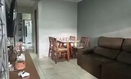 Ágio de Casa 3 Quartos, 1 Suíte, Reformada, Garagem Coberta, Excelente Localização