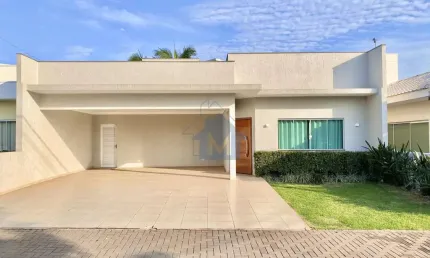 Casa Semimobiliada com 3 Suítes, Escritório, Piscina em Condomínio Fechado!