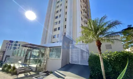 Apartamento 1 suíte e 2 quartos, sacada com churrasqueira, 2 vagas de garagem!