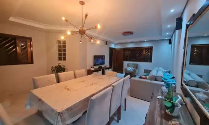 Sobrado para venda em Jardim Vila Galvão com 3 quartos, sendo 1 suíte, 192m²