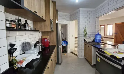 Casa em condomínio para venda com 3 quartos, sendo 1 suíte, 116m²