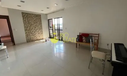 Excelente Apartamento na Vila Santa Cecília, com 04 quartos, 01 Suíte e Sala ampla