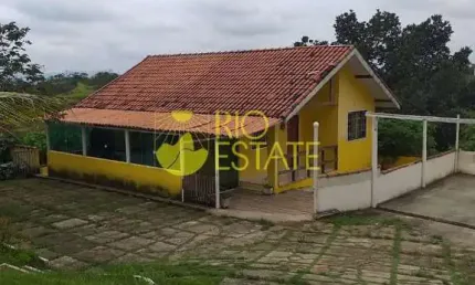 Casa com 2 dormitórios à venda, 67 m² por R$ 490.000,00 - Penedo - Itatiaia/RJ