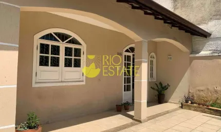 Casa com 3 quartos à venda na Rua Domingos Caruso, São Luís, Volta Redonda