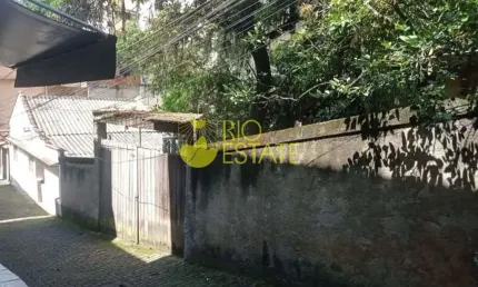 Casa com 03 quartos à venda no Ano Bom, Barra Mansa