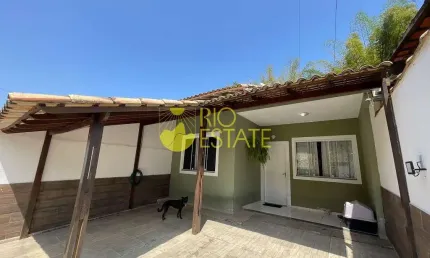 Casa com ÁREA DE LAZER, 180m2, Bairro de Fátima, Barra do Piraí, RJ próximo a Volta Redonda